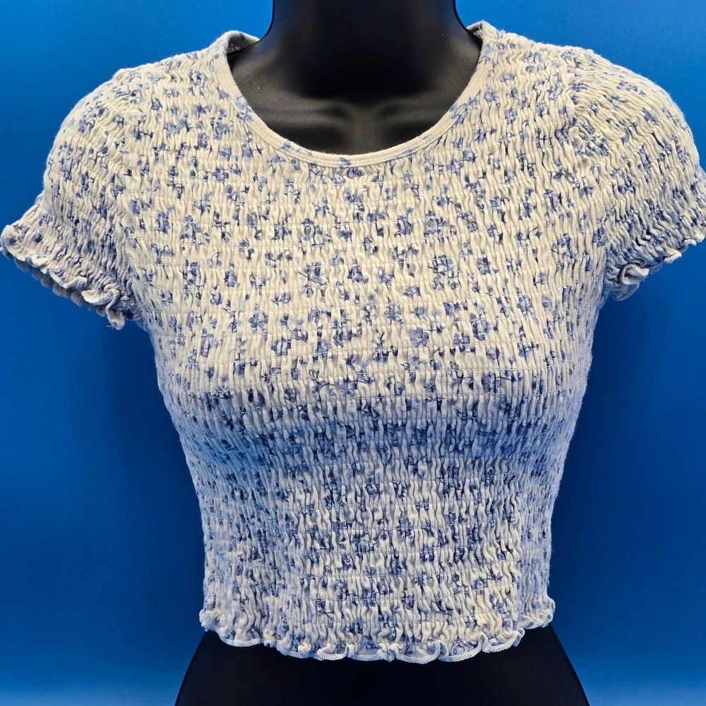 Hollister Blue Floral Smocked Crop Top Lettuce Trim Coquette Cottagecore Med